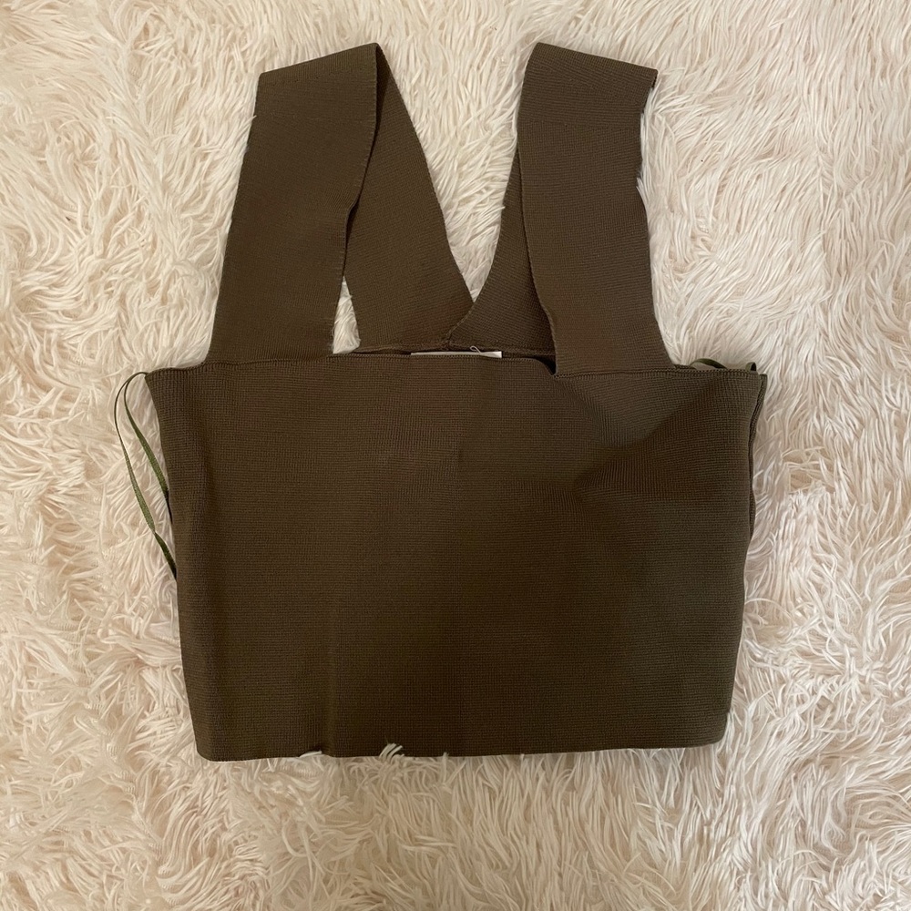 LF Seek the label crop tank